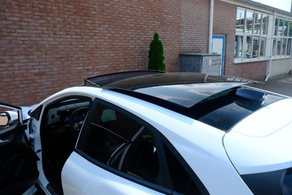 Ford Puma 1.0 EcoBoost Hybrid 125pk Aut. ST-Line | Nieuw Model ! | Navi | Climate | Adaptive Cruise | Camera | Panoramadak | Elektrische Achterklep | Winter Pakket afbeelding 31