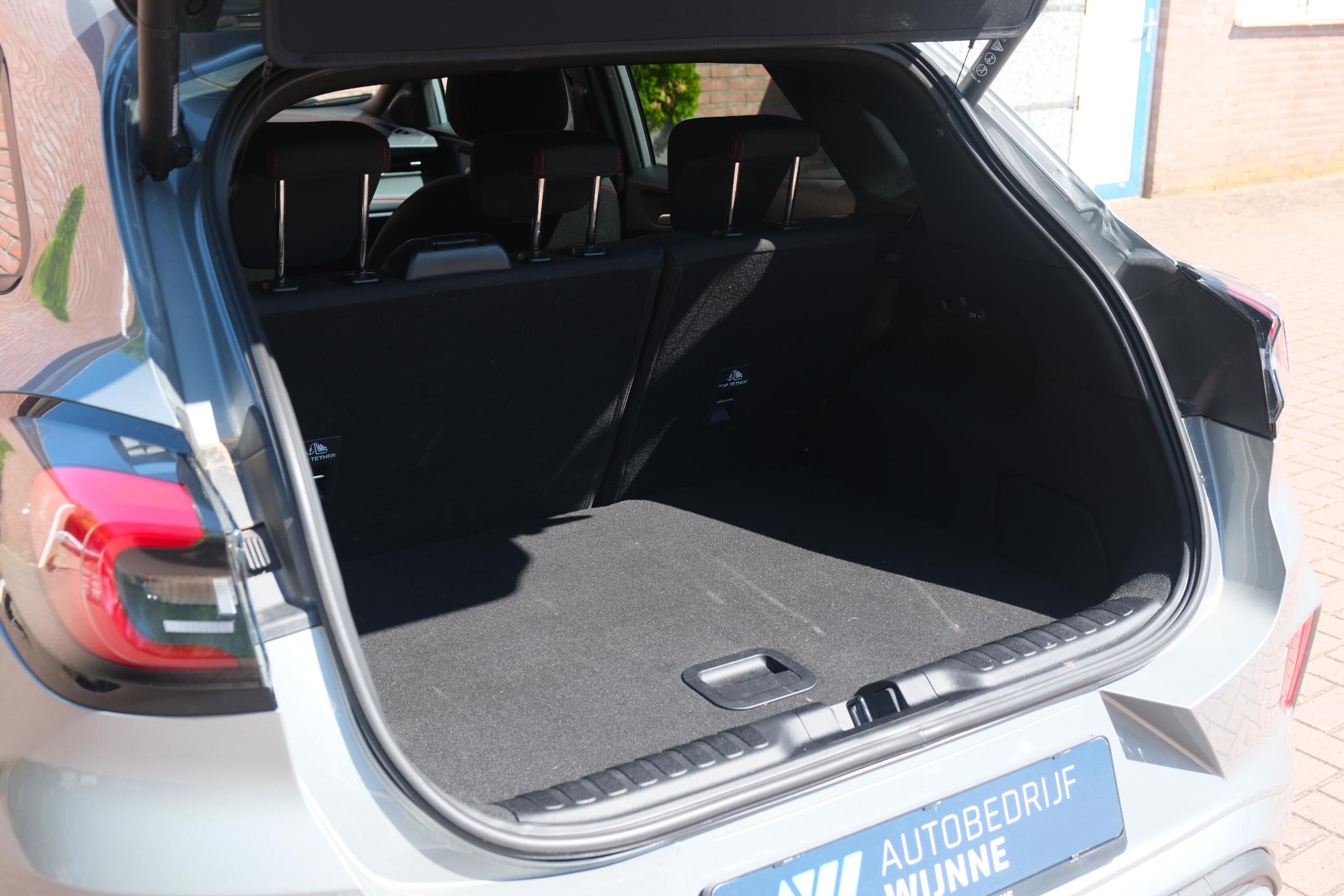 Ford Puma 1.0 EcoBoost Hybrid 125pk Aut. ST-Line | Nieuw Model ! | Navi | Climate | Adaptive Cruise | Camera | Panoramadak | Elektrische Achterklep | Trekhaak | Winter Pakket afbeelding 27