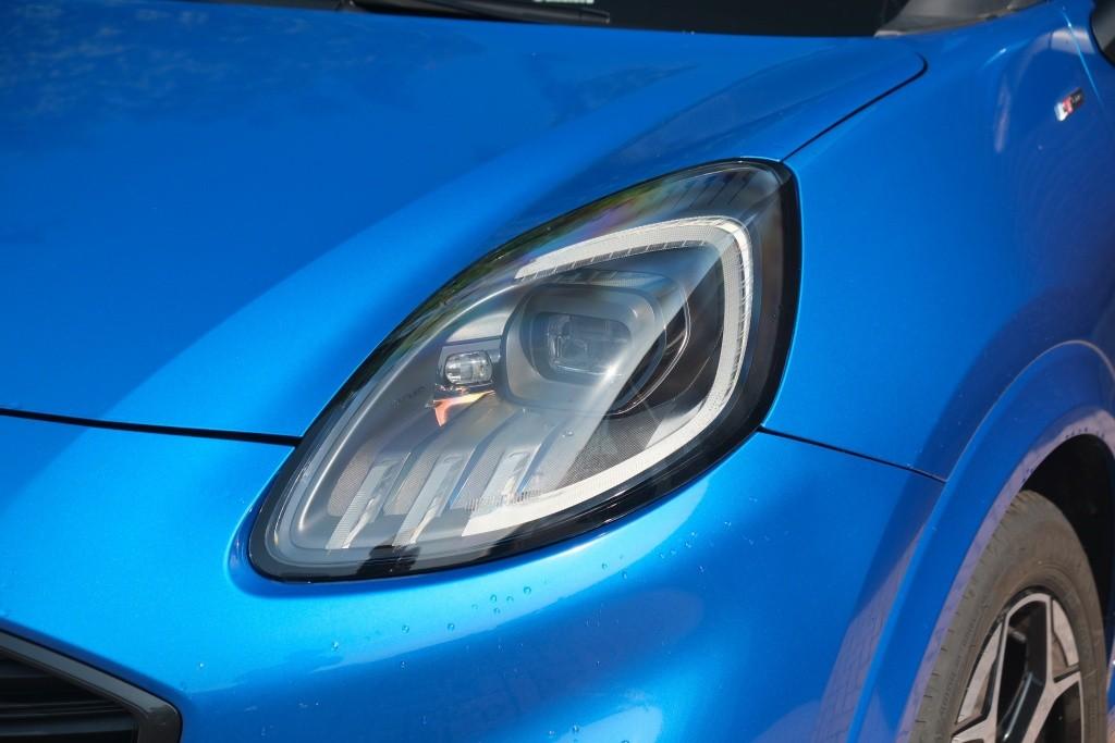 Ford Puma 1.0 EcoBoost Hybrid 125pk Aut. ST-Line | Nieuw Model ! | Navi | Climate | Adaptive Cruise | Camera | Panoramadak | Elektrische Achterklep | Trekhaak | Winter Pakket afbeelding 2