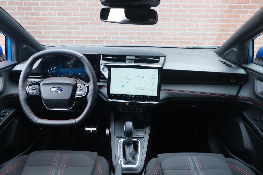 Ford Puma 1.0 EcoBoost Hybrid 125pk Aut. ST-Line | Nieuw Model ! | Navi | Climate | Adaptive Cruise | Camera | Panoramadak | Elektrische Achterklep | Trekhaak | Winter Pakket afbeelding 7