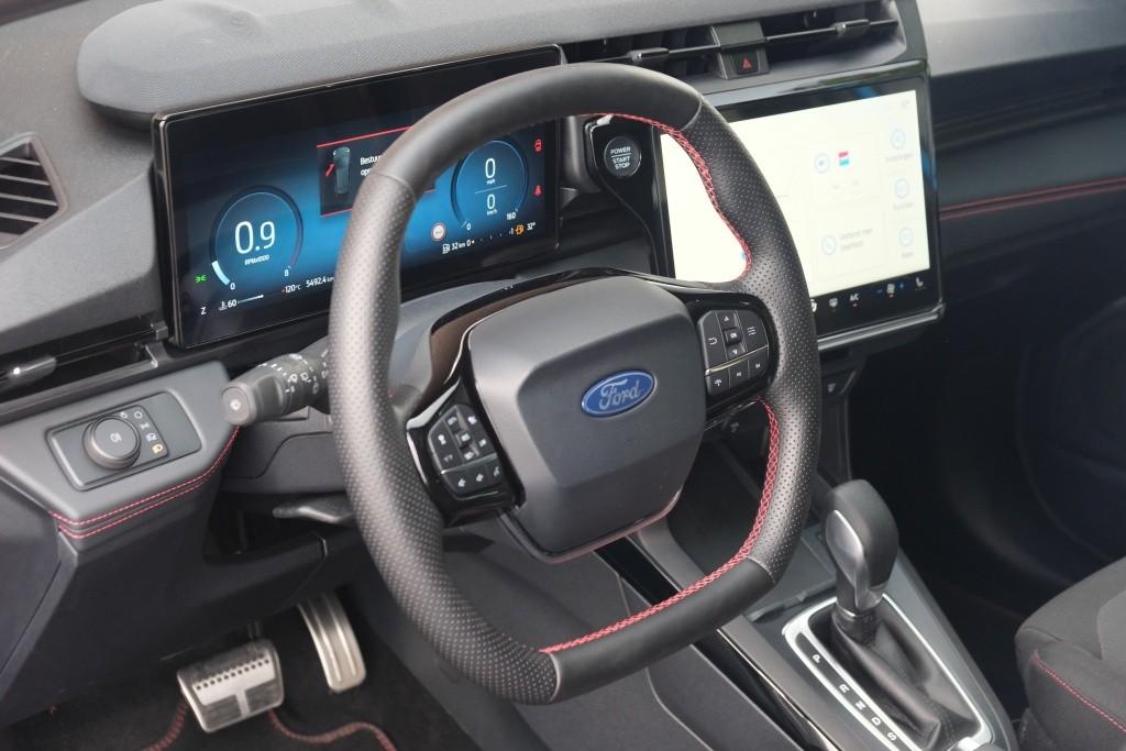 Ford Puma 1.0 EcoBoost Hybrid 125pk Aut. ST-Line | Nieuw Model ! | Navi | Climate | Adaptive Cruise | Camera | Panoramadak | Elektrische Achterklep | Trekhaak | Winter Pakket afbeelding 8