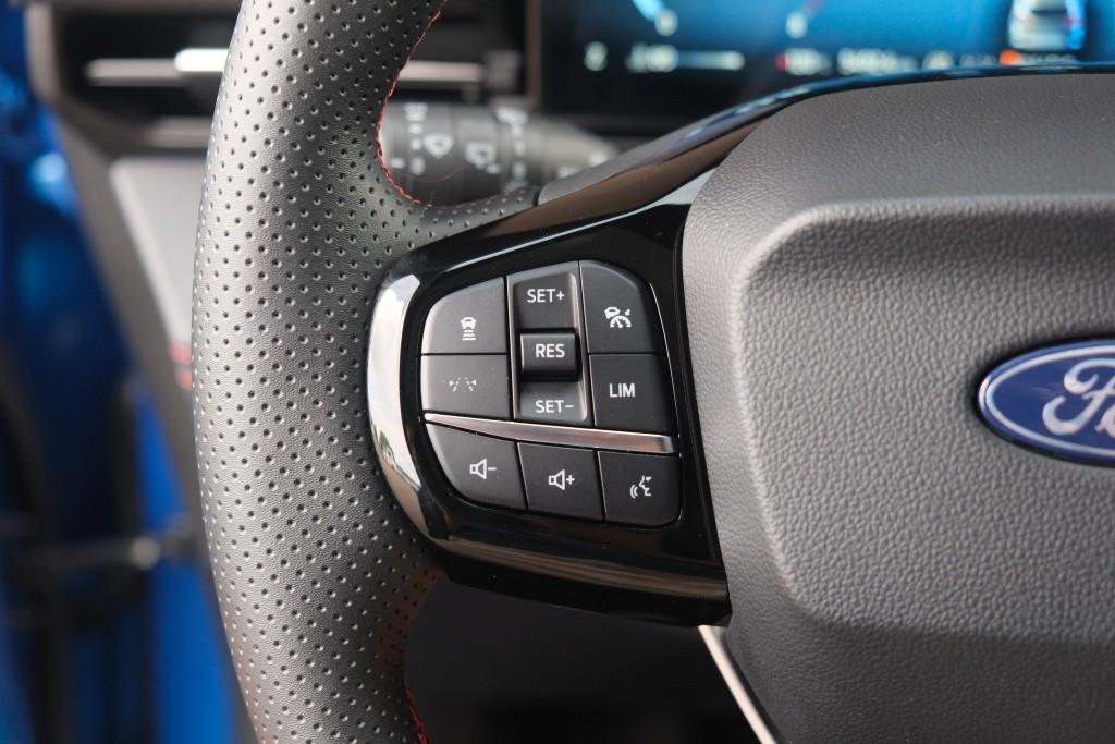 Ford Puma 1.0 EcoBoost Hybrid 125pk Aut. ST-Line | Nieuw Model ! | Navi | Climate | Adaptive Cruise | Camera | Panoramadak | Elektrische Achterklep | Trekhaak | Winter Pakket afbeelding 9