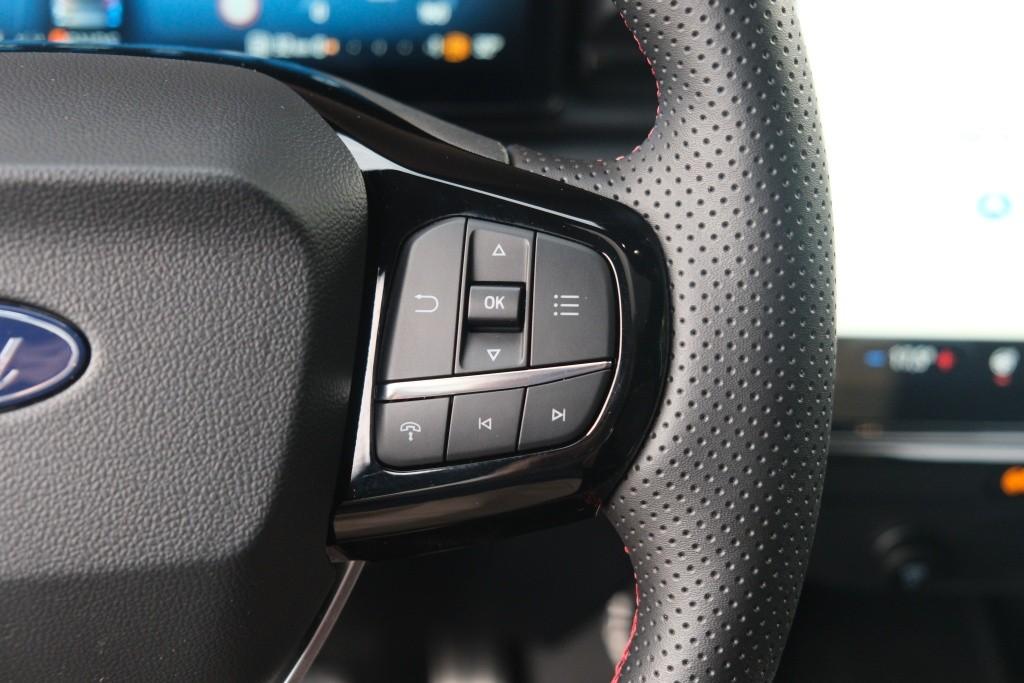 Ford Puma 1.0 EcoBoost Hybrid 125pk Aut. ST-Line | Nieuw Model ! | Navi | Climate | Adaptive Cruise | Camera | Panoramadak | Elektrische Achterklep | Trekhaak | Winter Pakket afbeelding 10