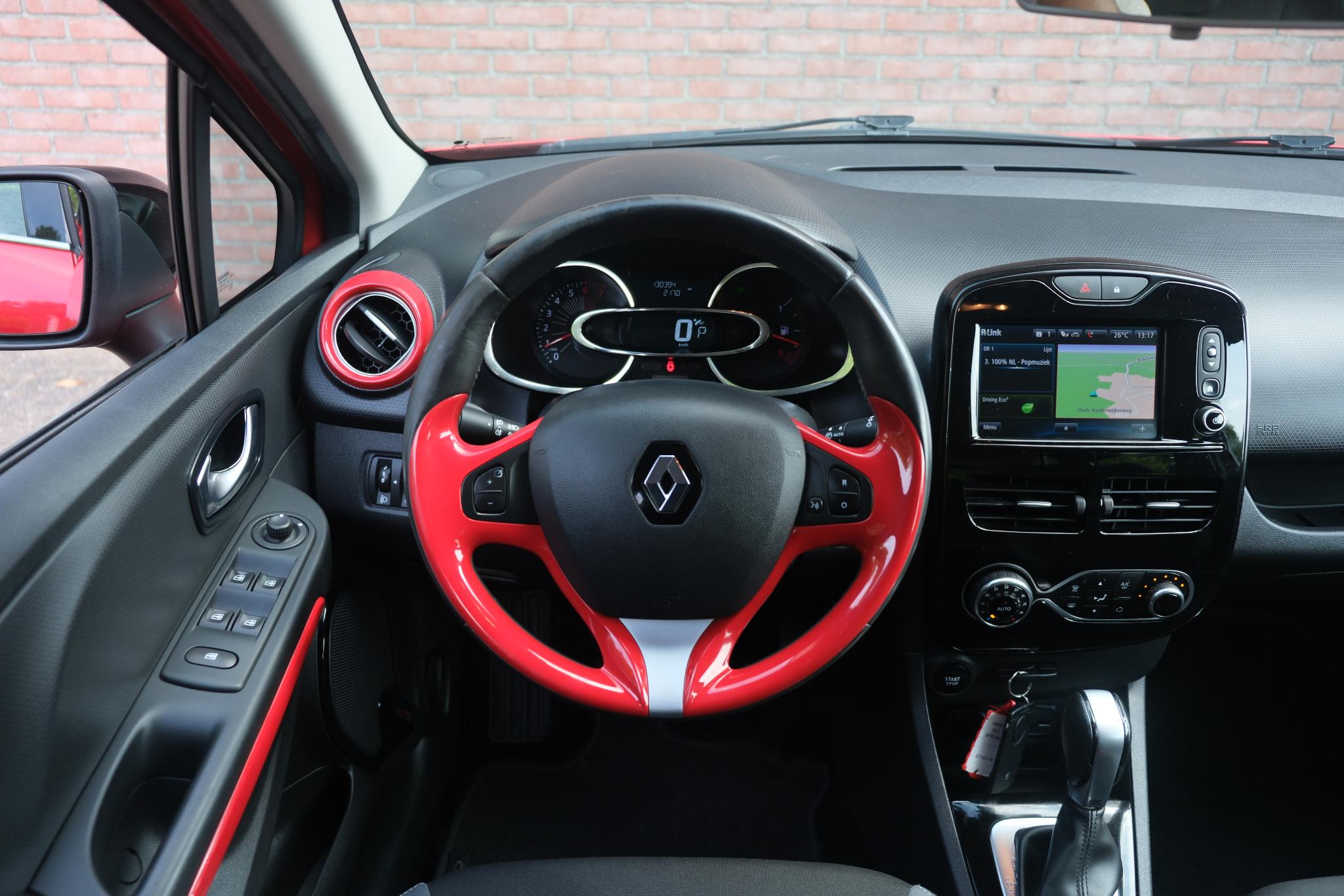 Renault Clio 1.2 TCe 120pk EDC Estate Dynamique | Navi | Climate | Cruise | Keyless | PDC afbeelding 14