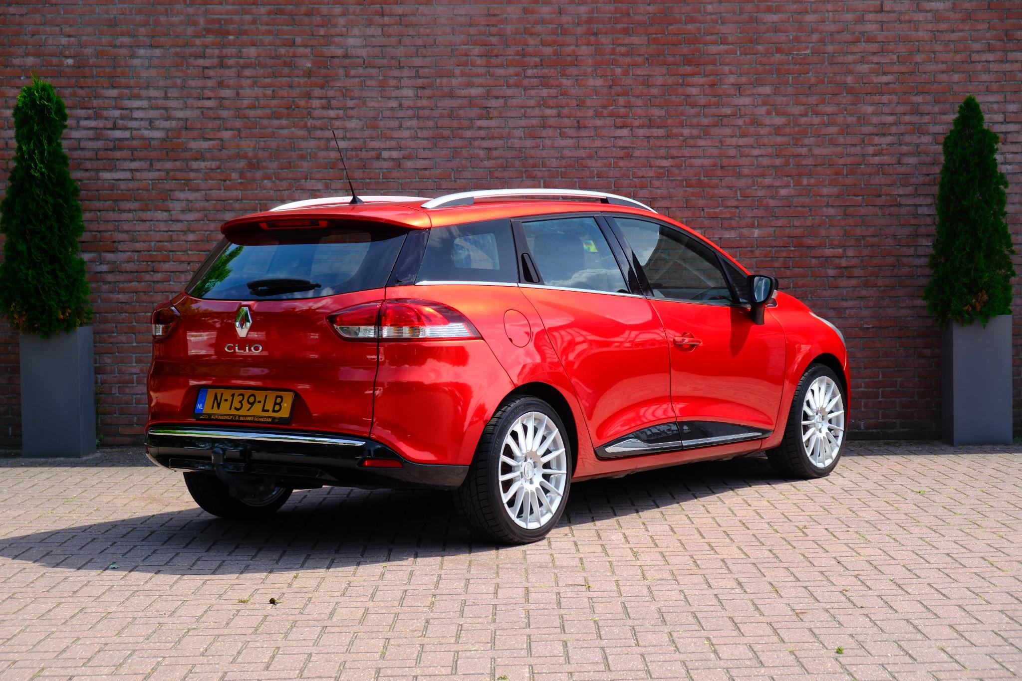 Renault Clio 1.2 TCe 120pk EDC Estate Dynamique | Navi | Climate | Cruise | Keyless | PDC afbeelding 28