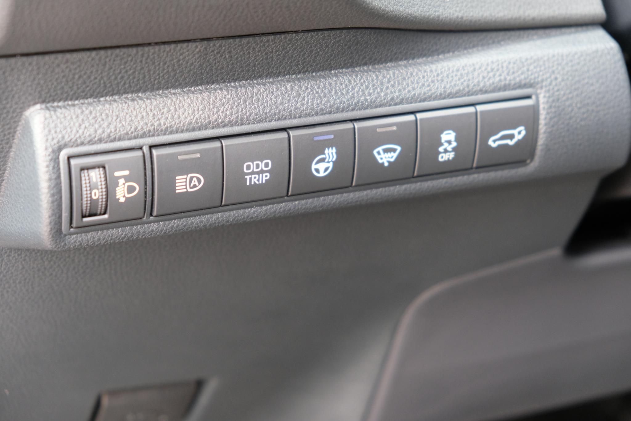 Toyota Corolla 1.8 Hybrid 140pk CVT Touring Sport Dynamic Toyota Corolla 1.8 Hybrid 140pk CVT Touring Sports First Edition | Navi | Climate | Adaptive Cruise | Keyless | Camera | Elektrische Achterklep afbeelding 19