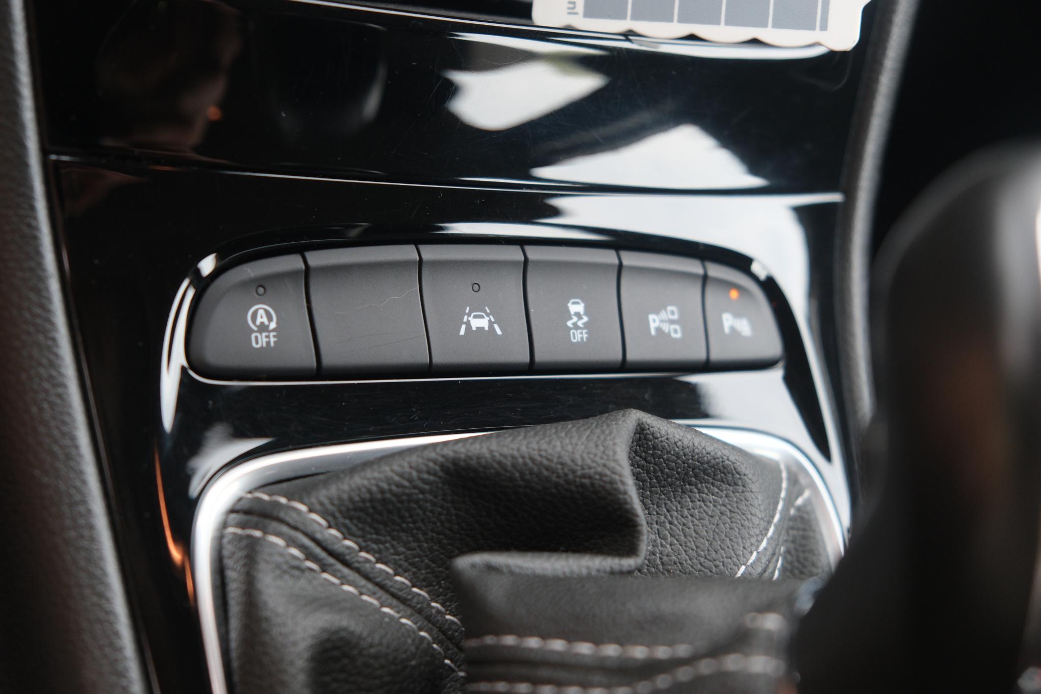 Opel Astra 1.2 Turbo 130pk 5-drs Elegance | Navi | App Connect | Climate | Cruise | Keyless | Camera | PDC | Trekhaak afbeelding 21
