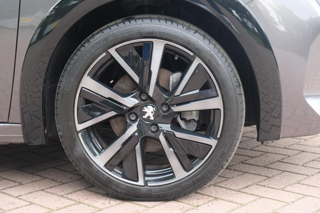 Peugeot 208 1.2 PureTech 100pk GT | Navi | App Connect | Adaptive Cruise | Full LED | Camera | 17" velgen afbeelding 24