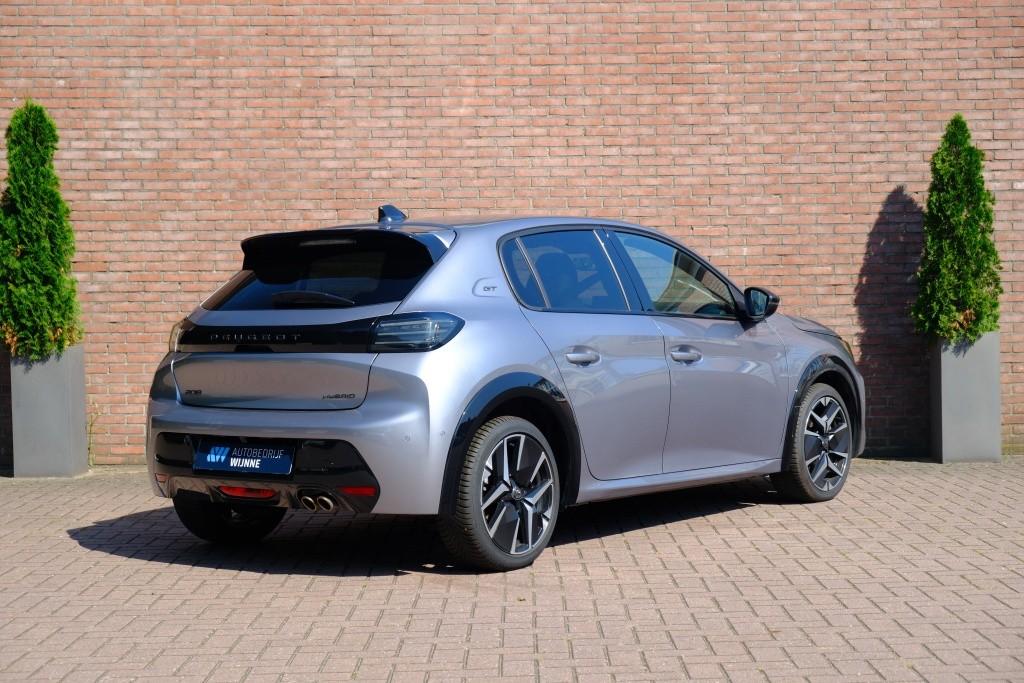 Peugeot 208 1.2 Hybrid 145pk e-DCS6 GT | App Connect | Climate | Adaptive Cruise | Keyless | Camera | Blind Spot | PDC afbeelding 28