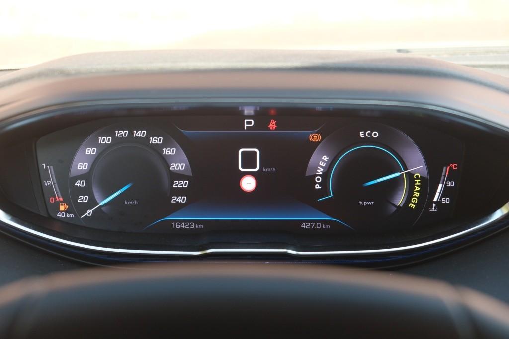 Peugeot 3008 1.2 Hybrid 145pk e-DCS6 Allure Pack Business | Navi | App Connect | Cruise | Climate | Keyless | Camera | Elektrische Achterklep afbeelding 12