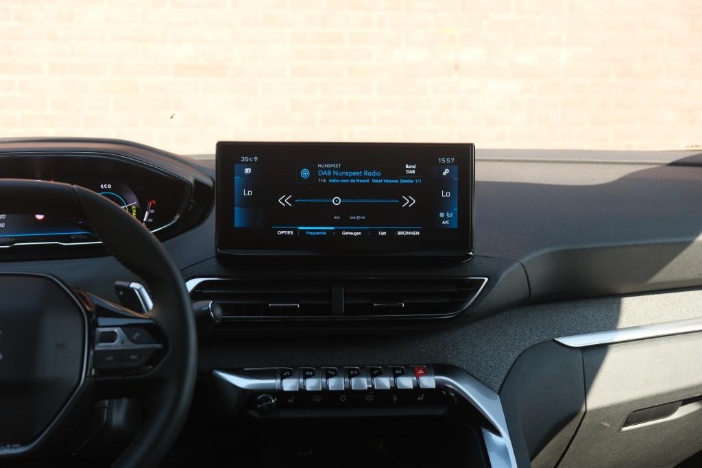 Peugeot 3008 1.2 Hybrid 145pk e-DCS6 Allure Pack Business | Navi | App Connect | Cruise | Climate | Keyless | Camera | Elektrische Achterklep afbeelding 16