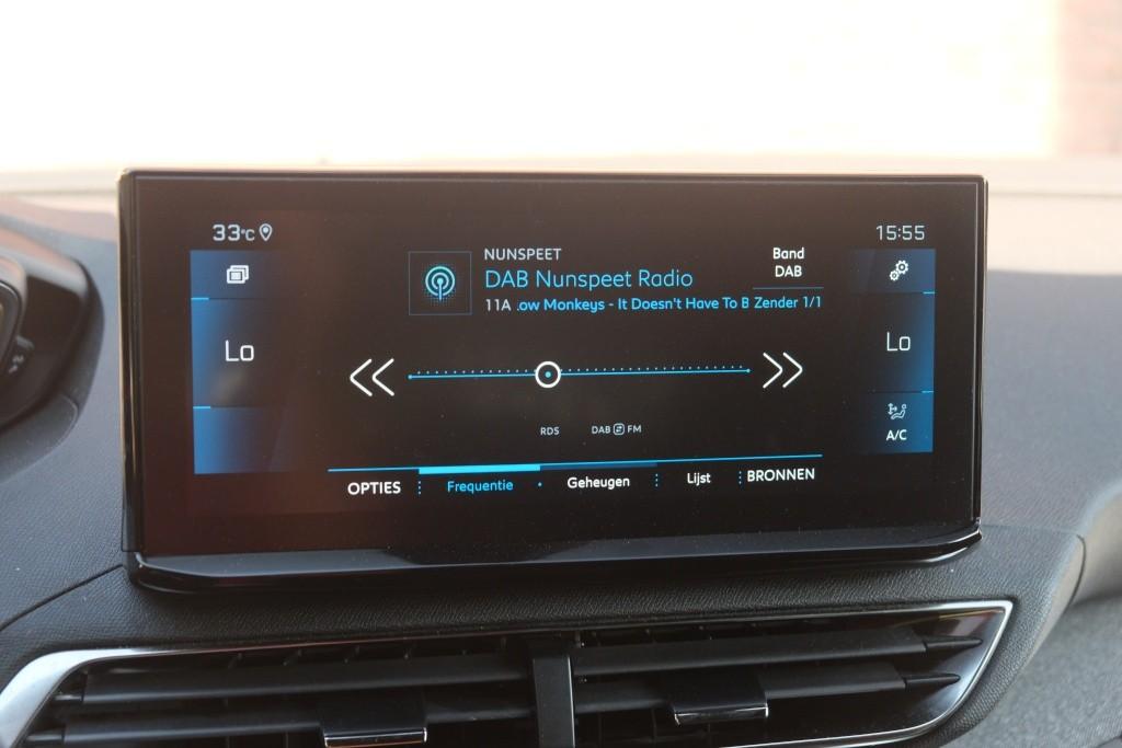 Peugeot 3008 1.2 Hybrid 145pk e-DCS6 Allure Pack Business | Navi | App Connect | Cruise | Climate | Keyless | Camera | Elektrische Achterklep afbeelding 17