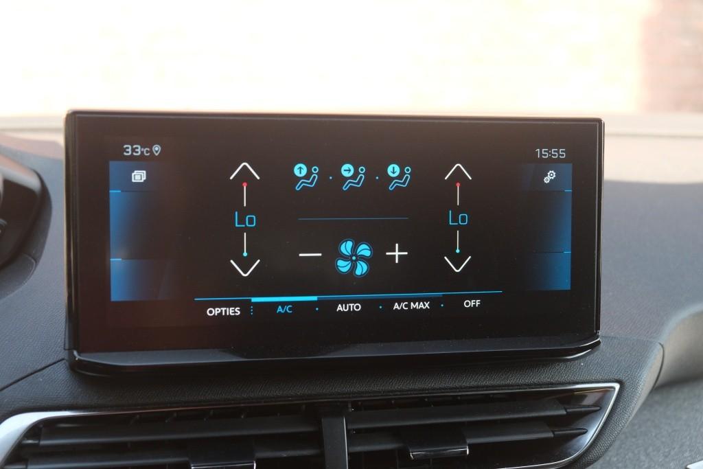 Peugeot 3008 1.2 Hybrid 145pk e-DCS6 Allure Pack Business | Navi | App Connect | Cruise | Climate | Keyless | Camera | Elektrische Achterklep afbeelding 18