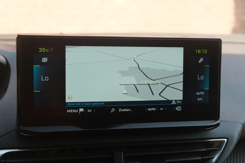 Peugeot 3008 1.6 Plug-in HYbrid 180pk EAT8 Allure Pack Business | Navi | App Connect | Adaptive Cruise | Climate | Keyless | Camera | Blind Spot afbeelding 16