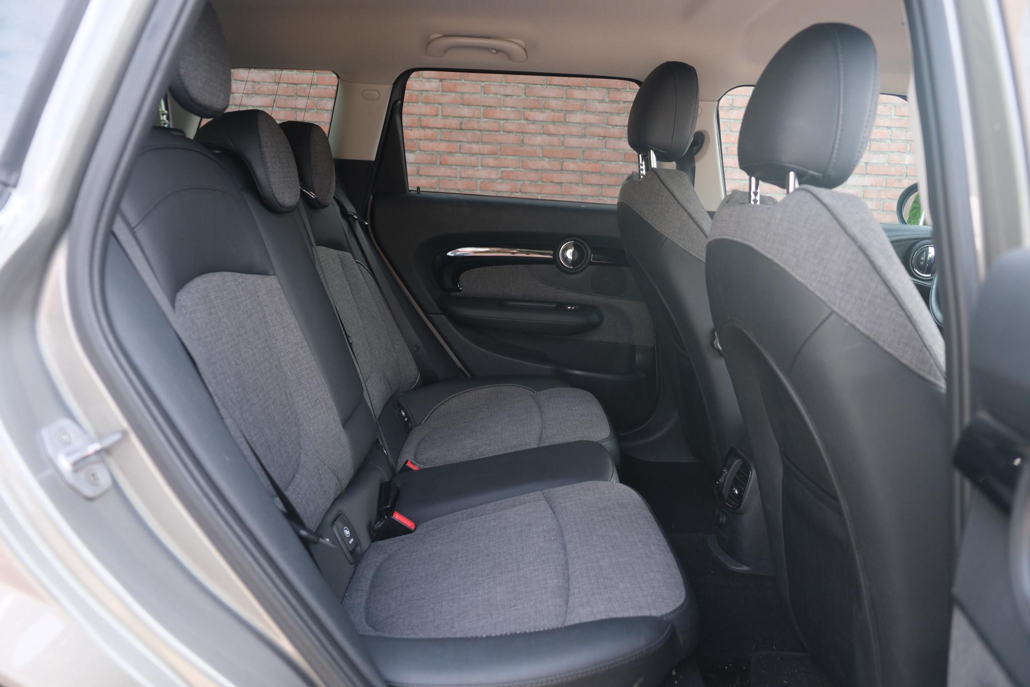 MINI Clubman 1.5 Cooper 136pk Chili Business Plus | Navi | Climate | Cruise | Keyless | PDC | Full LED afbeelding 6