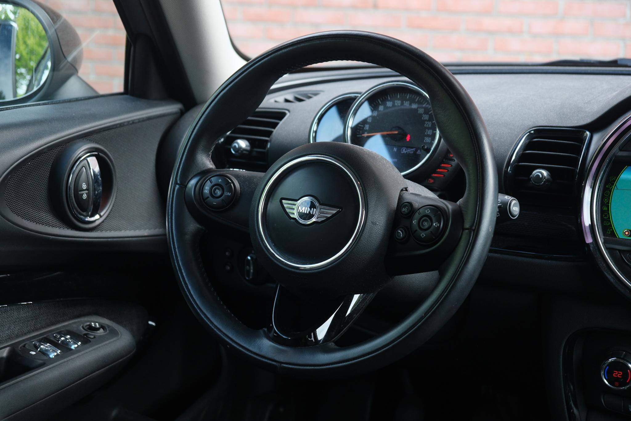 MINI Clubman 1.5 Cooper 136pk Chili Business Plus | Navi | Climate | Cruise | Keyless | PDC | Full LED afbeelding 9