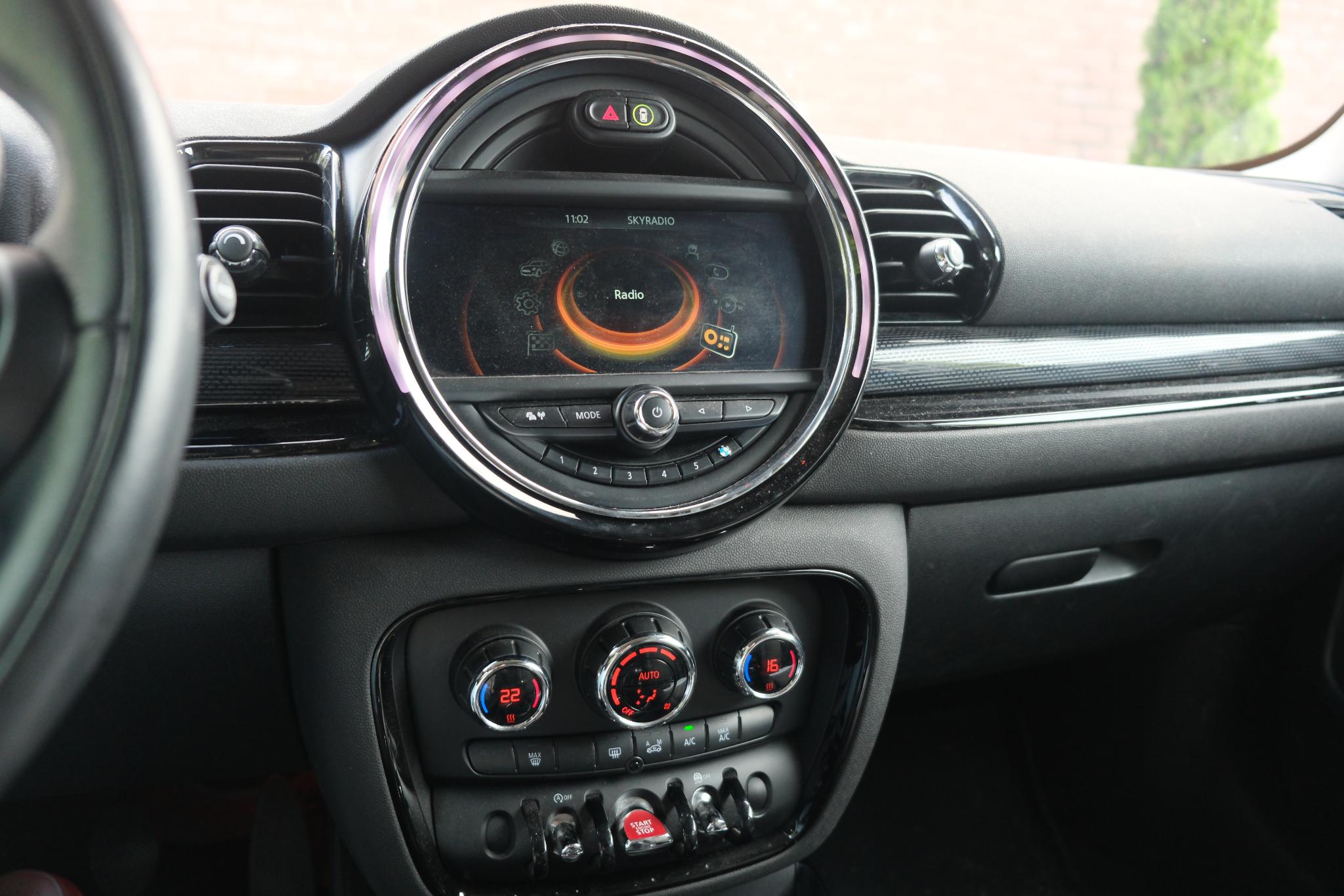 MINI Clubman 1.5 Cooper 136pk Chili Business Plus | Navi | Climate | Cruise | Keyless | PDC | Full LED afbeelding 13