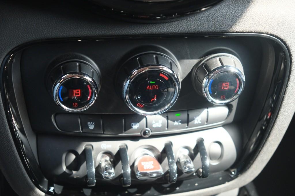 MINI Clubman 1.5 Cooper 136pk Chili Business Plus | Navi | Climate | Cruise | Keyless | PDC | Full LED afbeelding 21