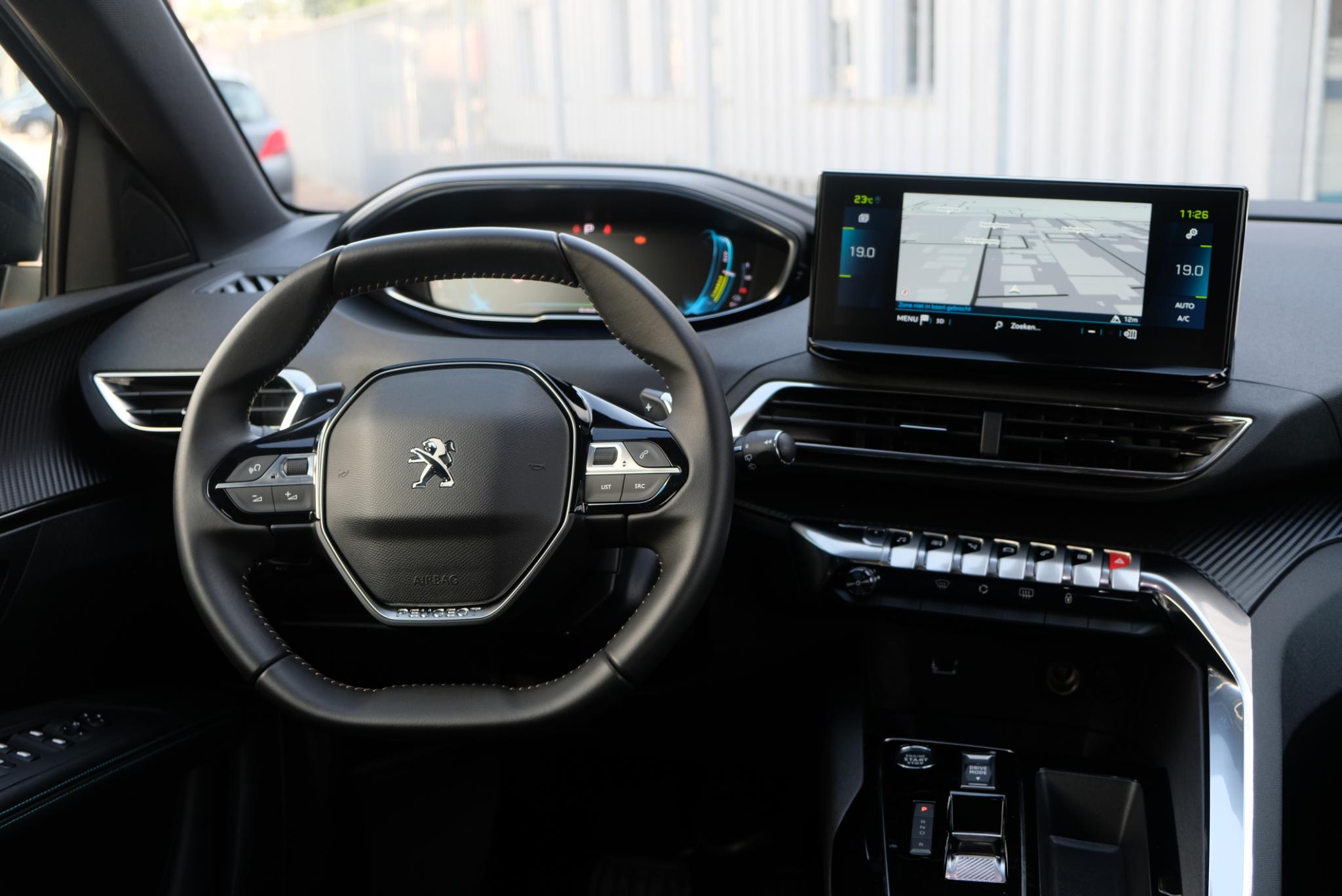 Peugeot 3008 1.6 Plug-in HYbrid 180pk EAT8 Allure Pack Business | Navi | App Connect | Adaptive Cruise | Climate | Keyless | Camera | Blind Spot afbeelding 7