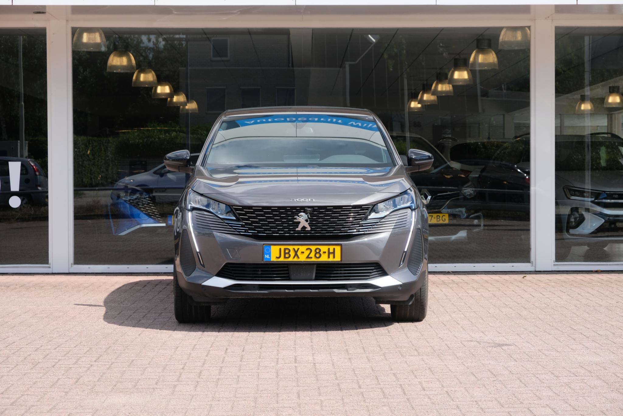 Peugeot 3008 1.2 Hybrid 145pk e-DCS6 Allure Pack Business | Navi | App Connect | Cruise | Climate | Keyless | Camera | Elektrische Achterklep afbeelding 3