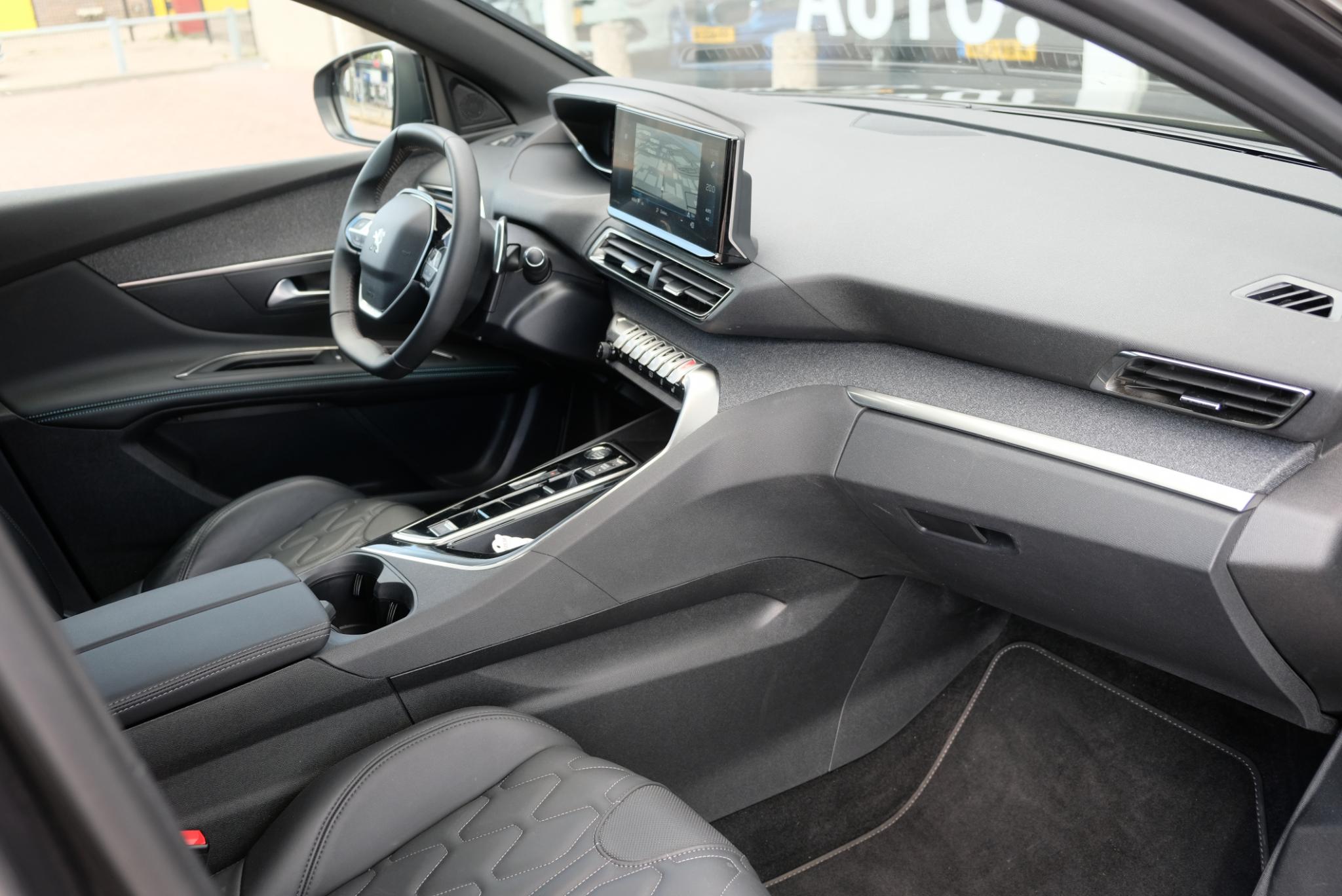 Peugeot 3008 1.2 Hybrid 145pk e-DCS6 Allure Pack Business | Navi | App Connect | Cruise | Climate | Keyless | Camera | Elektrische Achterklep afbeelding 8