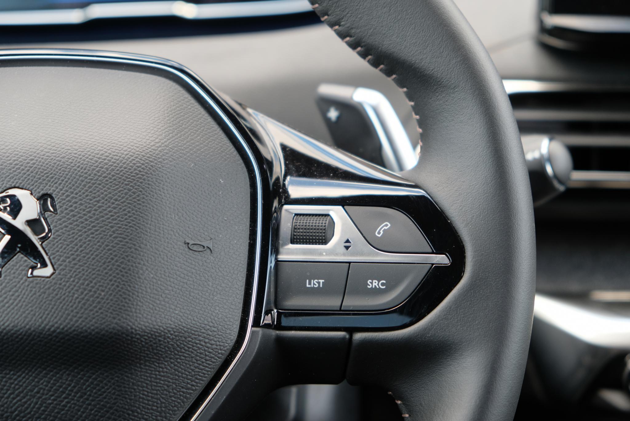 Peugeot 3008 1.2 Hybrid 145pk e-DCS6 Allure Pack Business | Navi | App Connect | Cruise | Climate | Keyless | Camera | Elektrische Achterklep afbeelding 19