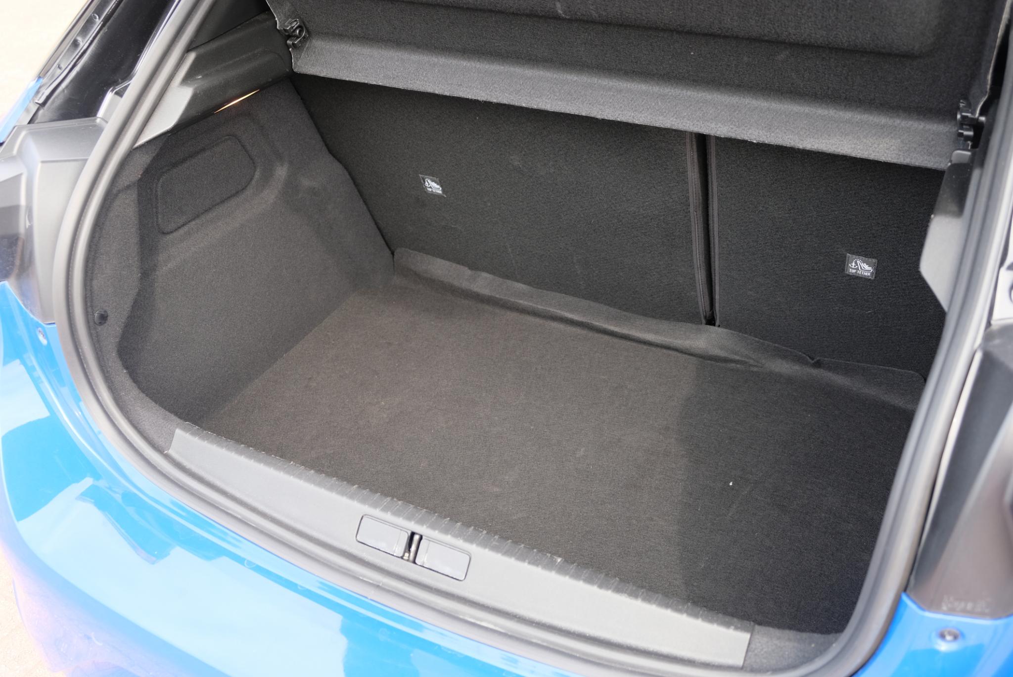 Opel Corsa 1.2 Turbo 130pk EAT8 GS | Navi | App Connect | Climate | Full LED | Panoramadak | Camera | Blind Spot | Winter Pakket afbeelding 23