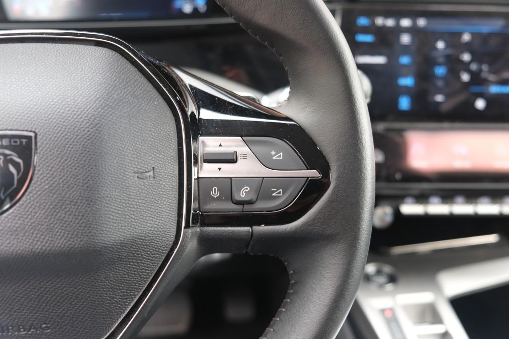 Peugeot 308 1.2 PureTech 130pk EAT8 Allure | Navi | Climate | Adaptive Cruise | Full LED | 360° Camera | Keyless | PDC afbeelding 9
