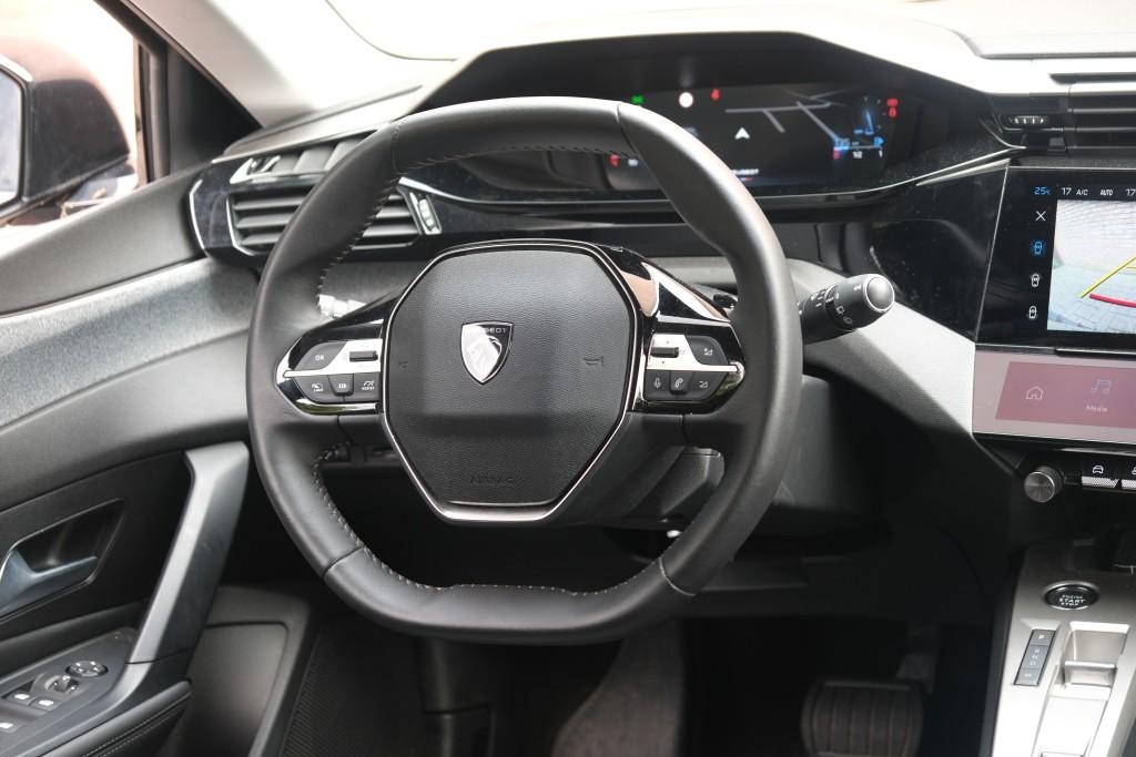 Peugeot 308 1.2 PureTech 130pk EAT8 Allure | Navi | Climate | Adaptive Cruise | Full LED | 360° Camera | Keyless | PDC afbeelding 11