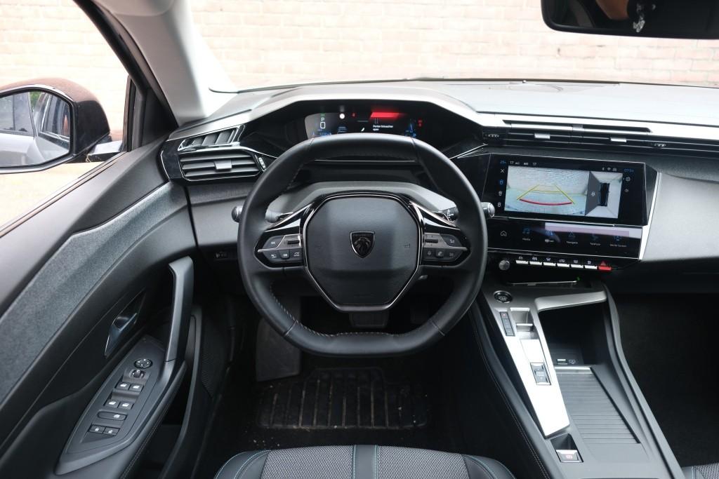 Peugeot 308 1.2 PureTech 130pk EAT8 Allure | Navi | Climate | Adaptive Cruise | Full LED | 360° Camera | Keyless | PDC afbeelding 12