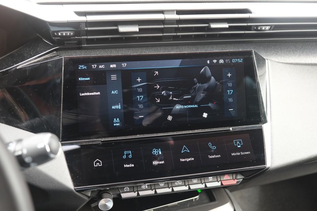 Peugeot 308 1.2 PureTech 130pk EAT8 Allure | Navi | Climate | Adaptive Cruise | Full LED | 360° Camera | Keyless | PDC afbeelding 14