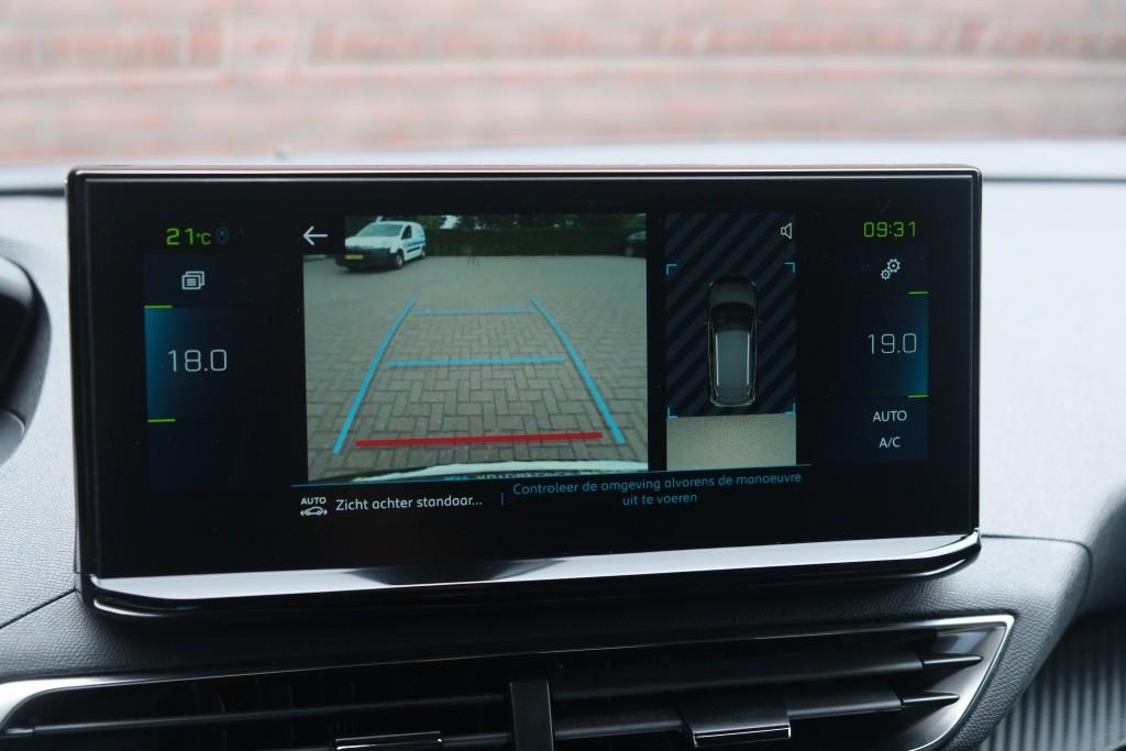 Peugeot 3008 1.6 Plug-in HYbrid 180pk EAT8 Allure Pack Business | Navi | App Connect | Adaptive Cruise | Climate | Keyless | Camera | Blind Spot afbeelding 21