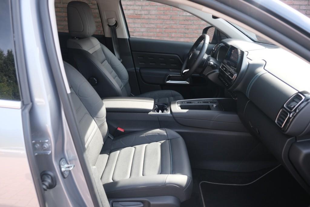 Citroën C5 Aircross 1.6 Plug-in Hybrid 225pk EAT8 Shine | Navi | App Connect | Climate | Adaptive Cruise | Camera | Keyless | PDC afbeelding 6