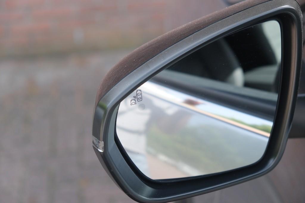 Citroën C5 Aircross 1.6 Plug-in Hybrid 225pk EAT8 Shine | Navi | App Connect | Climate | Adaptive Cruise | Camera | Keyless | PDC afbeelding 26