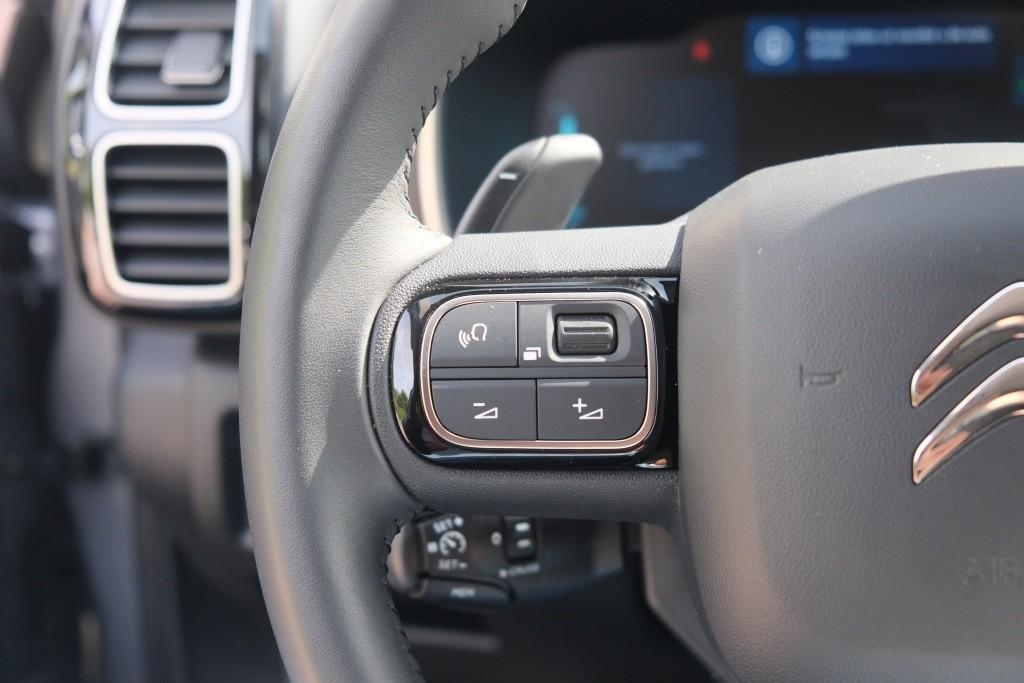 Citroën C5 Aircross 1.6 Plug-in Hybrid 225pk EAT8 Shine | Navi | App Connect | Climate | Adaptive Cruise | Camera | Keyless | PDC afbeelding 9