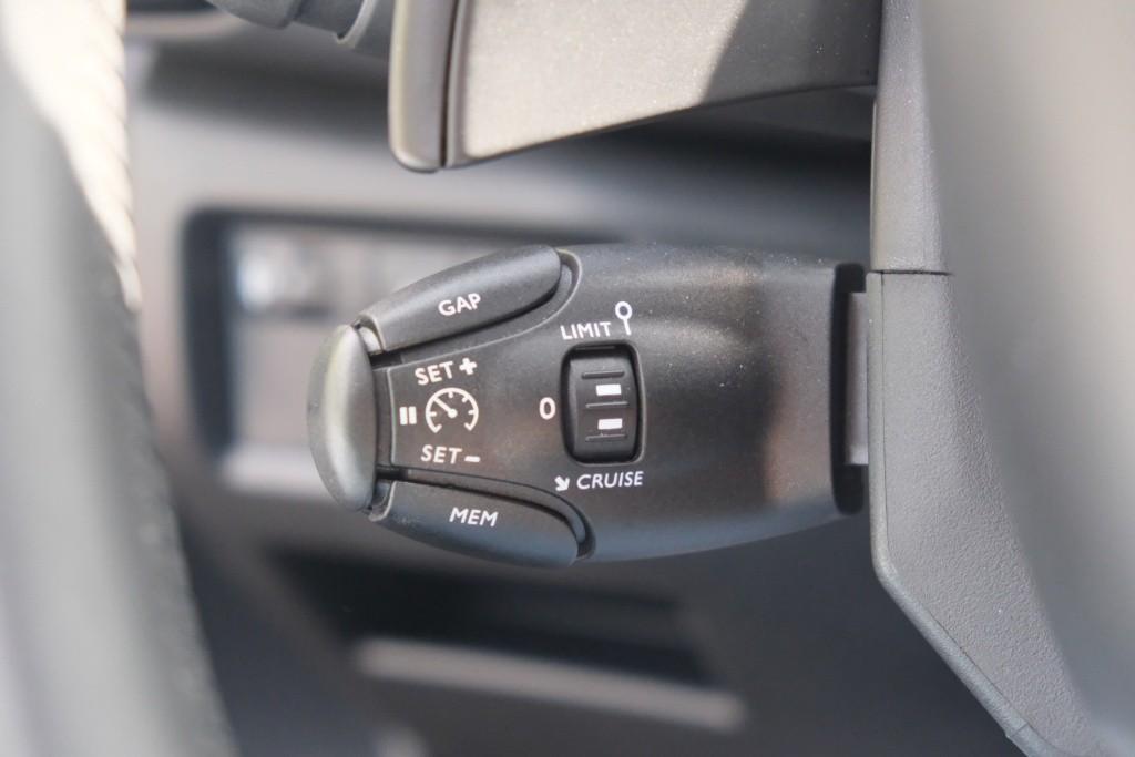 Citroën C5 Aircross 1.6 Plug-in Hybrid 225pk EAT8 Shine | Navi | App Connect | Climate | Adaptive Cruise | Camera | Keyless | PDC afbeelding 11