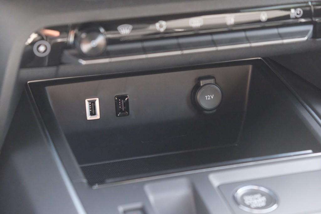 Citroën C5 Aircross 1.6 Plug-in Hybrid 225pk EAT8 Shine | Navi | App Connect | Climate | Adaptive Cruise | Camera | Keyless | PDC afbeelding 22