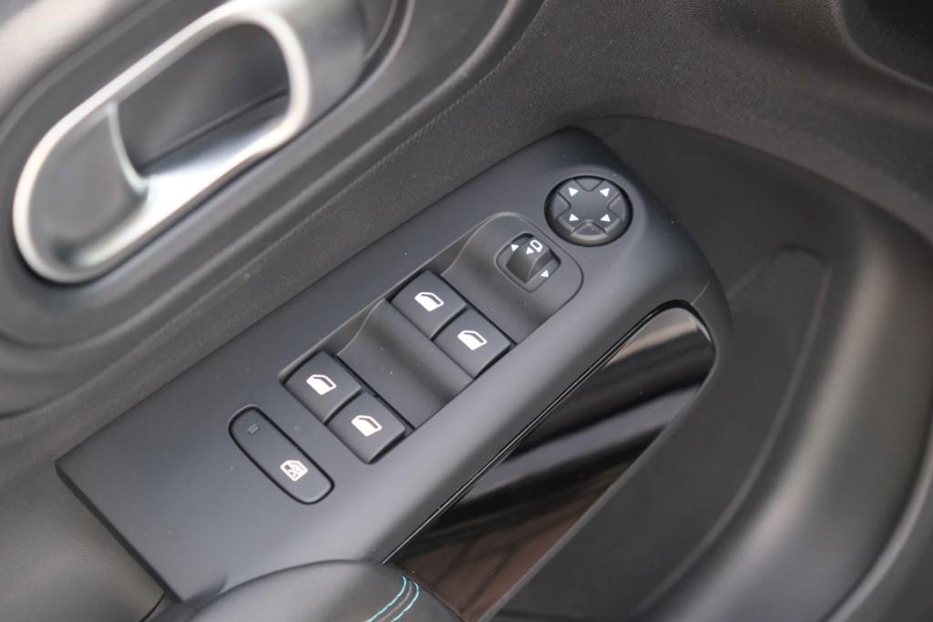 Citroën C5 Aircross 1.6 Plug-in Hybrid 225pk EAT8 Shine | Navi | App Connect | Climate | Adaptive Cruise | Camera | Keyless | PDC afbeelding 26