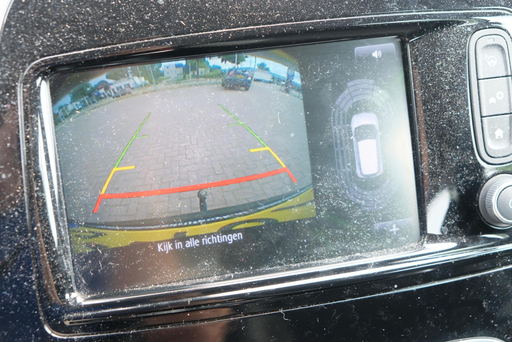 Renault Captur 0.9 TCe 90pk Intens | Navi | Camera | Trekhaak | Dodehoek | Climate afbeelding 17