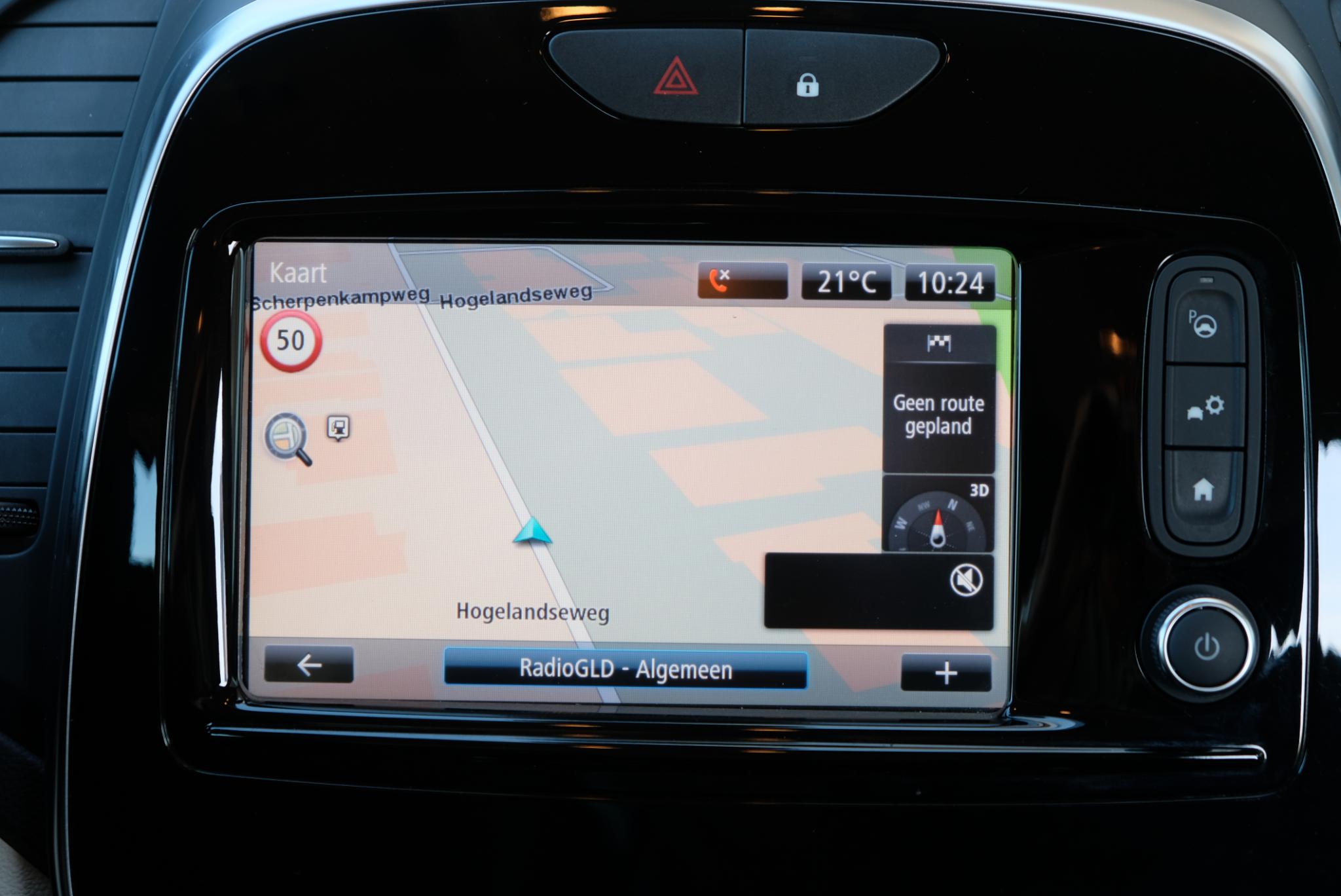 Renault Captur 0.9 TCe 90pk Intens | Navi | Camera | Trekhaak | Dodehoek | Climate afbeelding 11