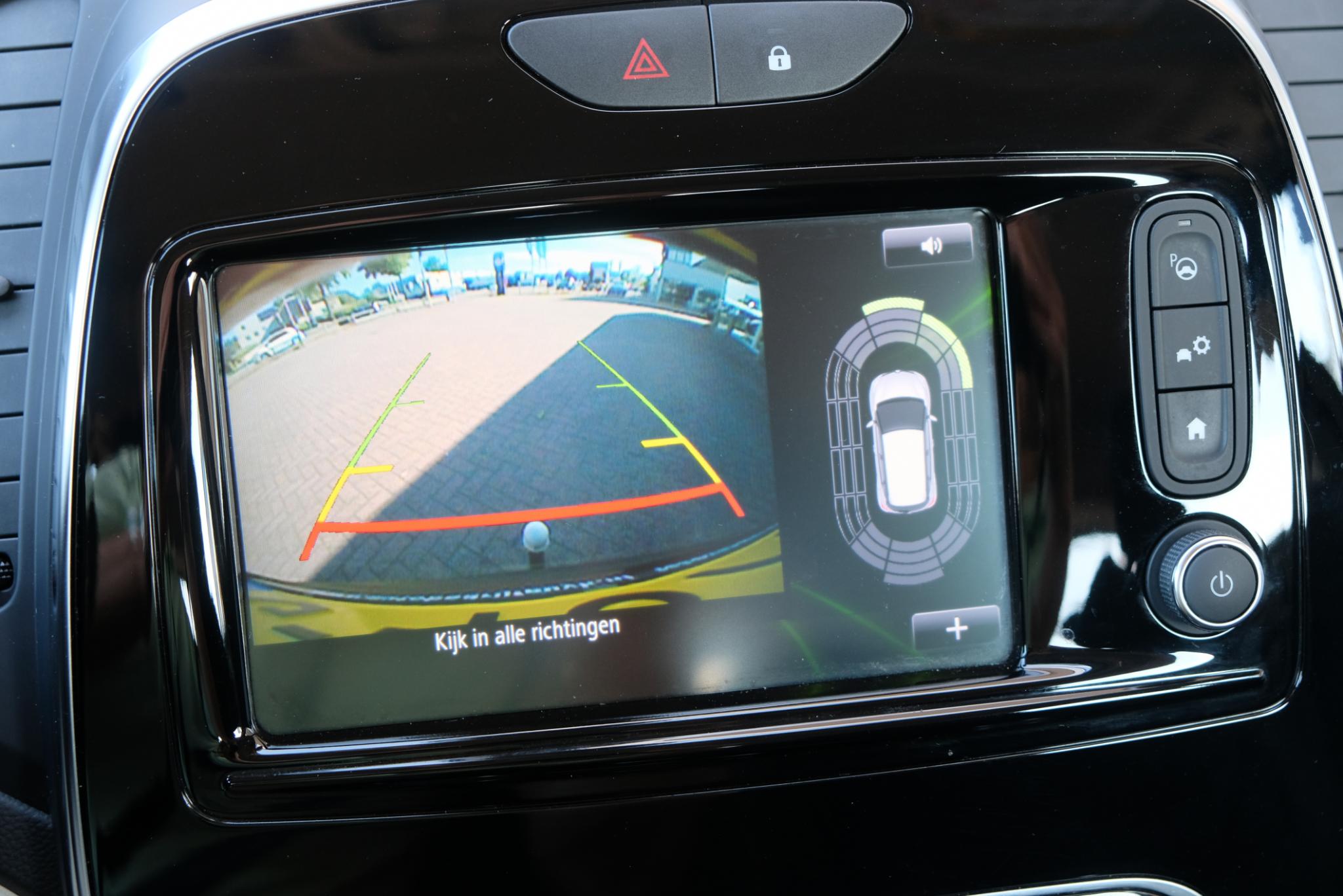 Renault Captur 0.9 TCe 90pk Intens | Navi | Camera | Trekhaak | Dodehoek | Climate afbeelding 16
