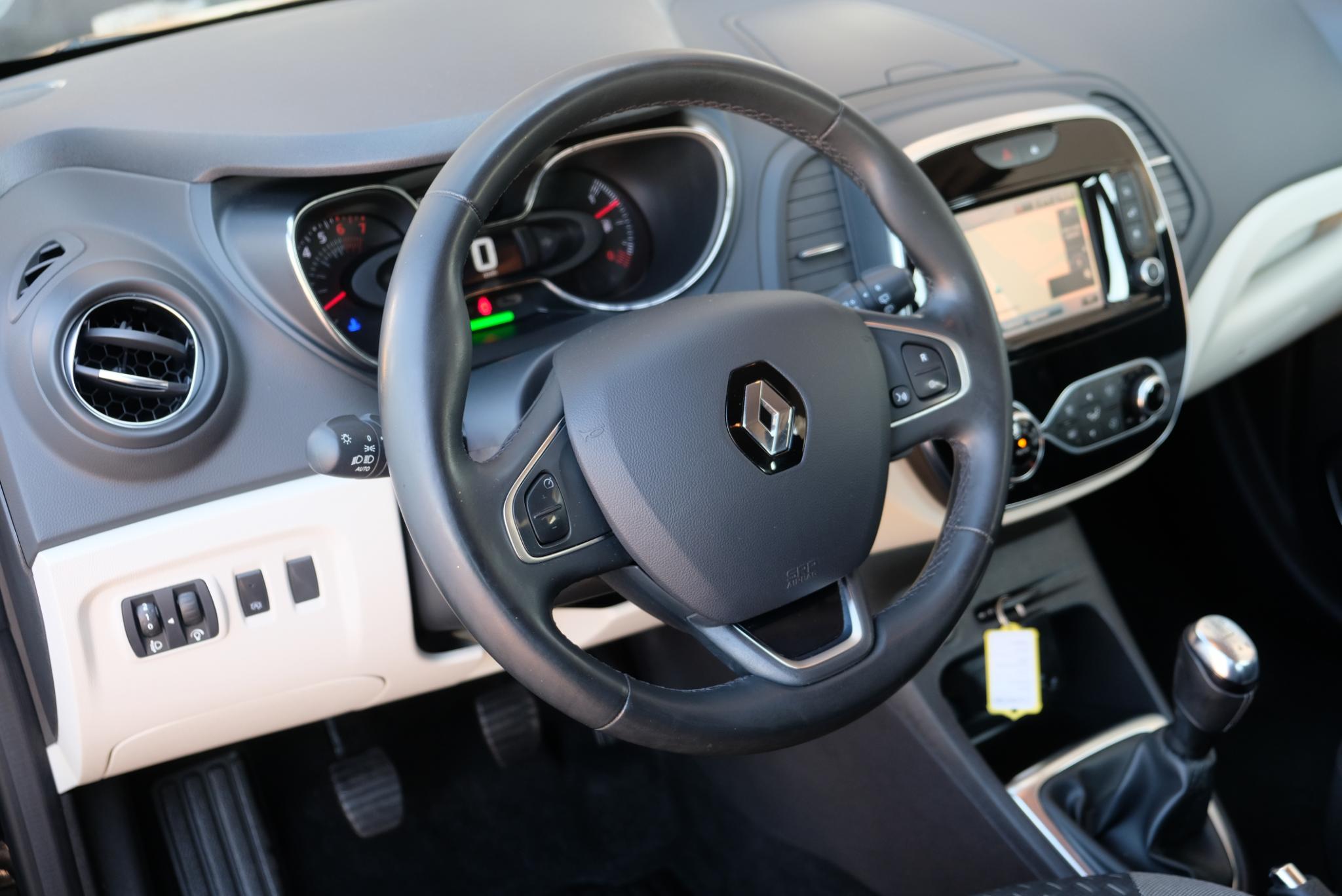 Renault Captur 0.9 TCe 90pk Intens | Navi | Camera | Trekhaak | Dodehoek | Climate afbeelding 20