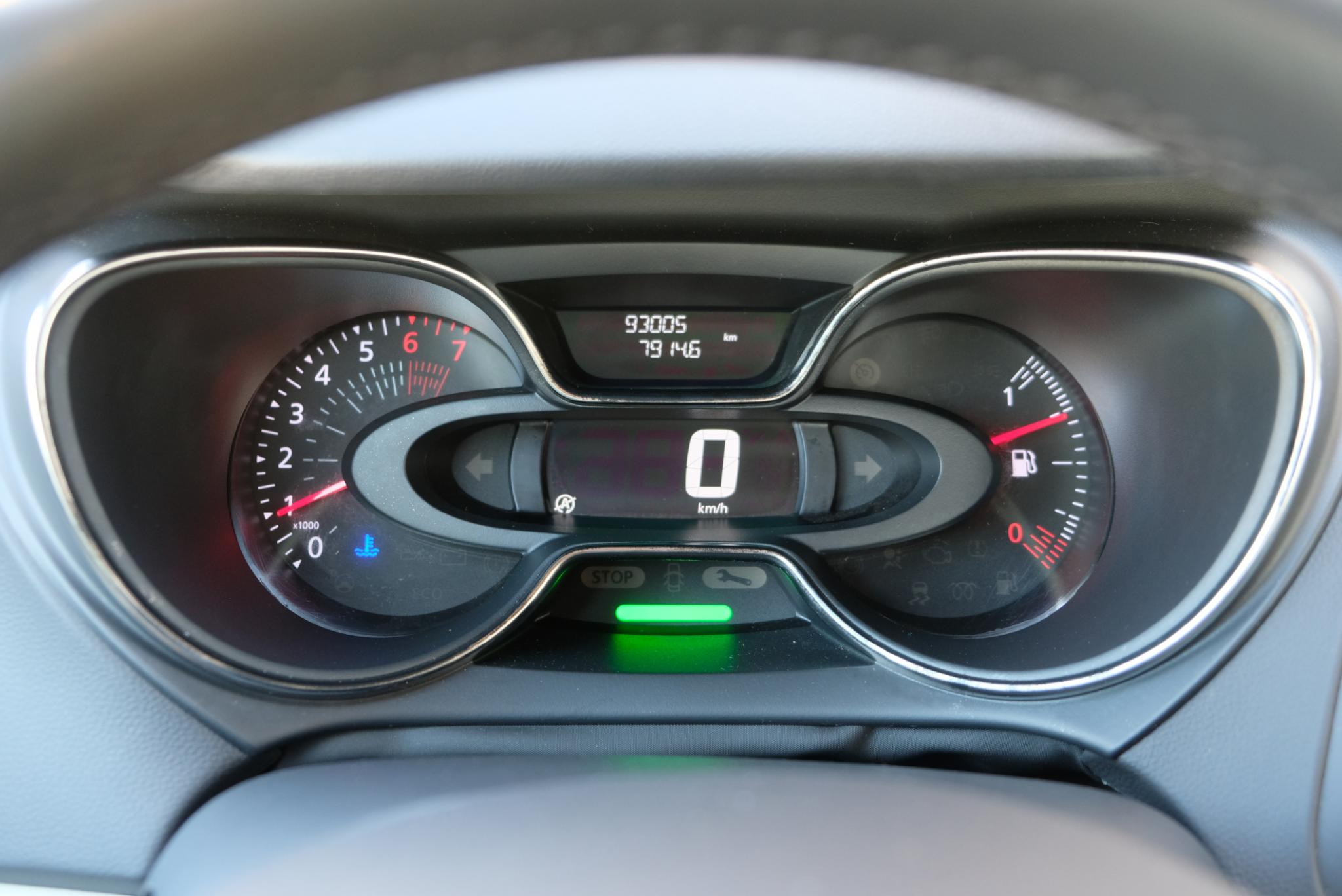 Renault Captur 0.9 TCe 90pk Intens | Navi | Camera | Trekhaak | Dodehoek | Climate afbeelding 21