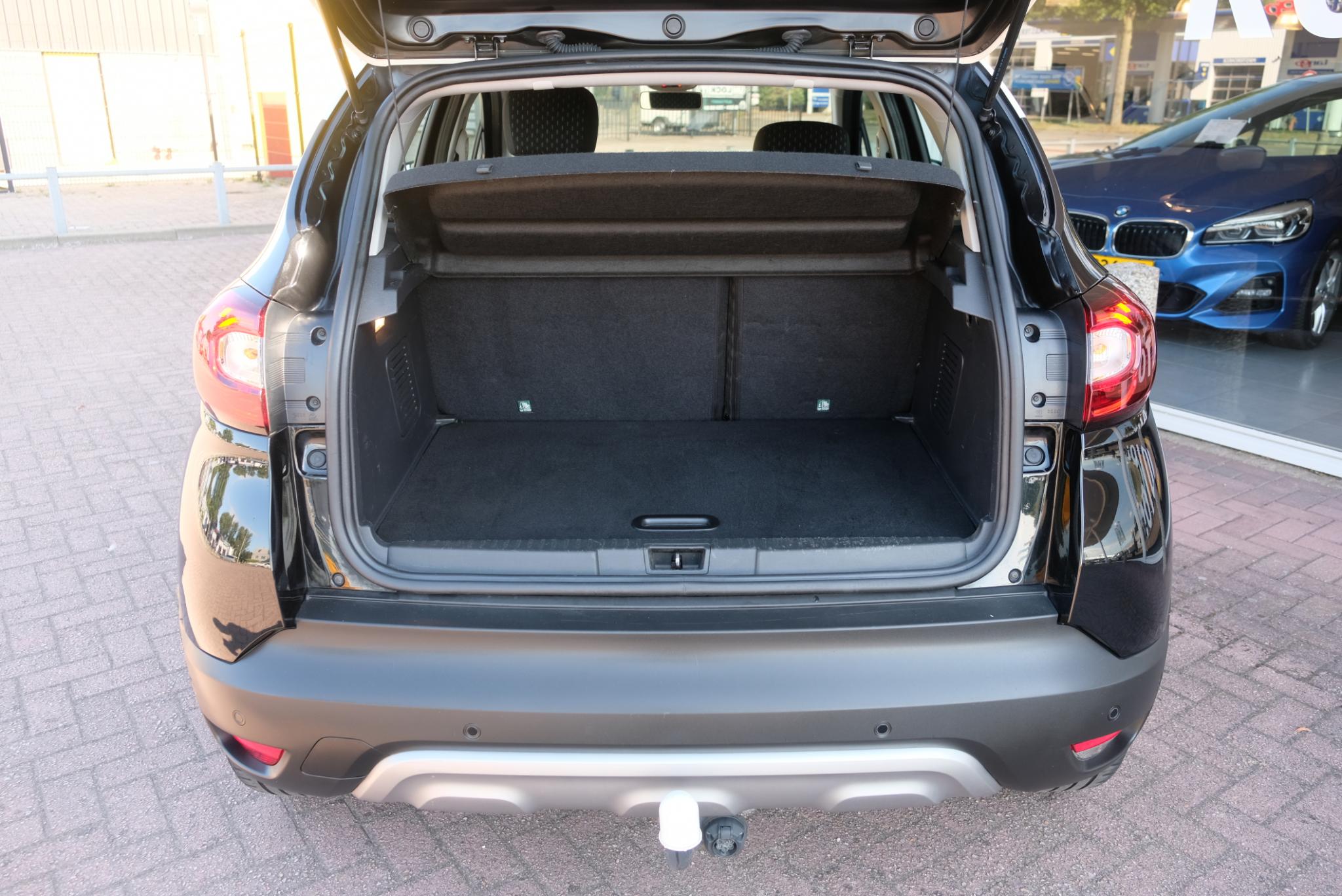 Renault Captur 0.9 TCe 90pk Intens | Navi | Camera | Trekhaak | Dodehoek | Climate afbeelding 24