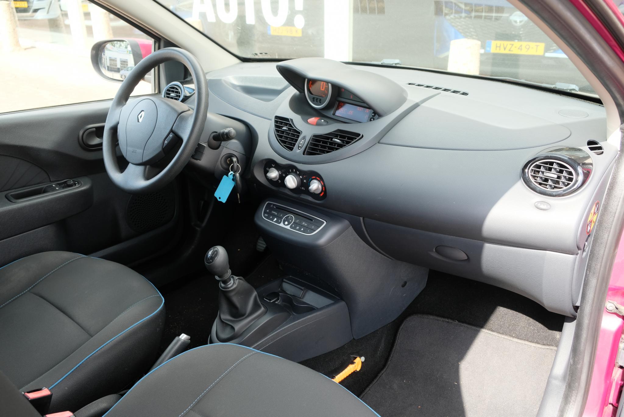 Renault Twingo 1.2-16V 75pk Collection | Airco | Cruise | Elektrische Ramen afbeelding 8