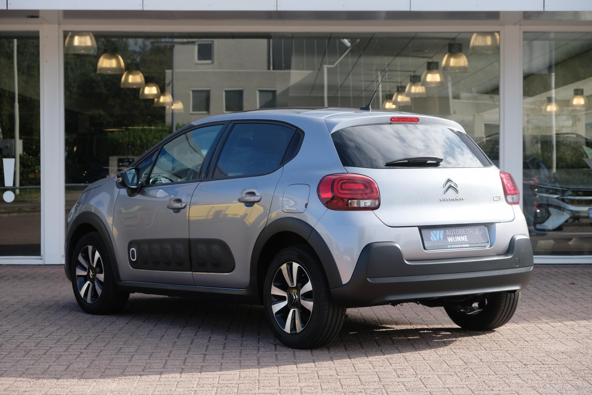 Citroën C3 1.2 82pk Shine | App Connect | Climate | Cruise | Panoramadak | Stoelverwarming | PDC afbeelding 23