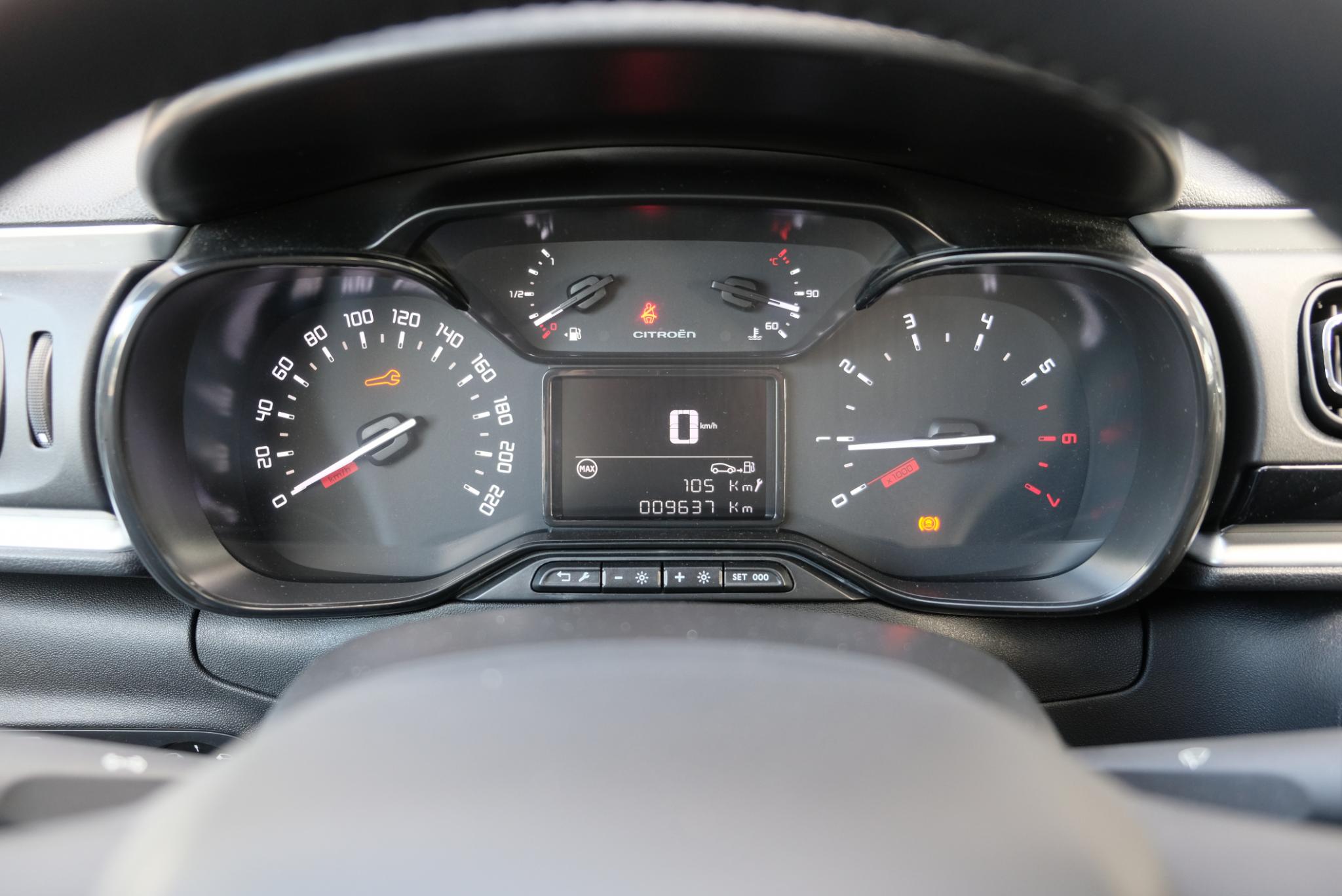 Citroën C3 1.2 82pk Shine | App Connect | Climate | Cruise | Panoramadak | Stoelverwarming | PDC afbeelding 20