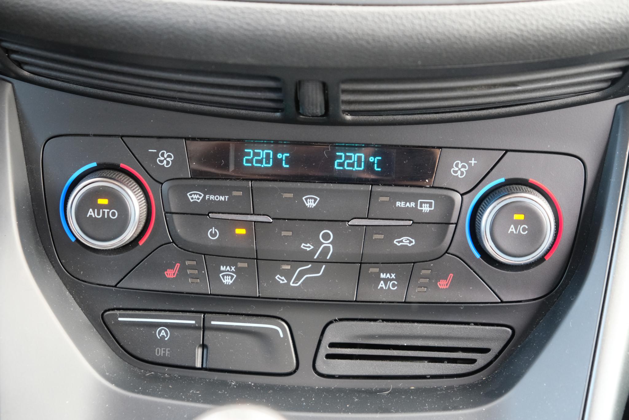 Ford Kuga 1.5 EcoBoost 120pk Trend Ultimate | Navi | App Connect | Climate | Cruise | Stoelverwarming | Winter Pakket | Trekhaak afbeelding 12