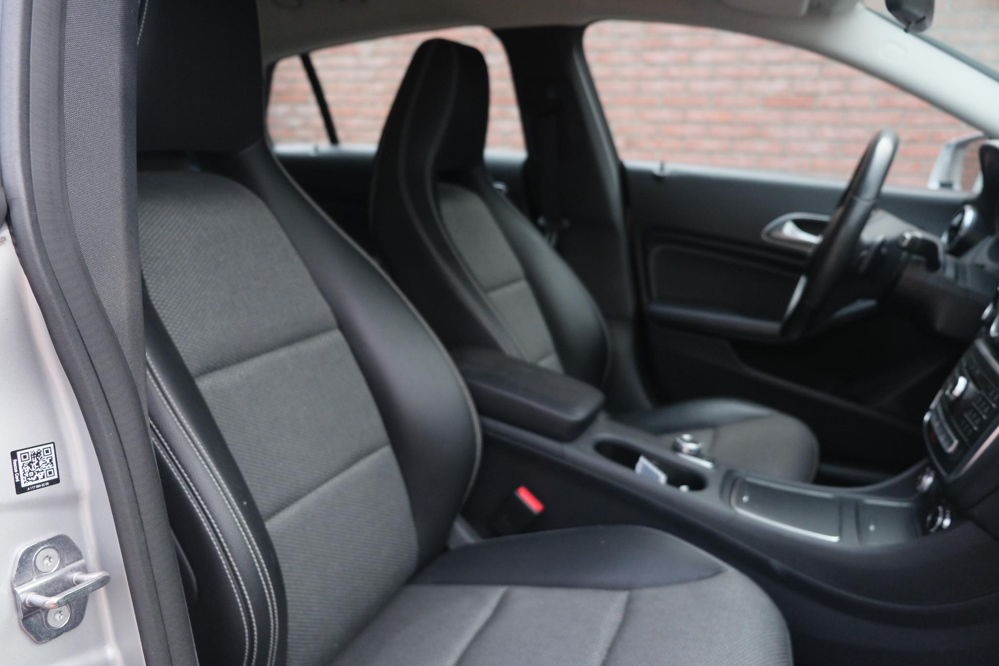 Mercedes-Benz CLA-Klasse 122pk 7G-DCT Shooting Brake Ambition | Navi | Airco | Cruise | Camera | PDC afbeelding 4
