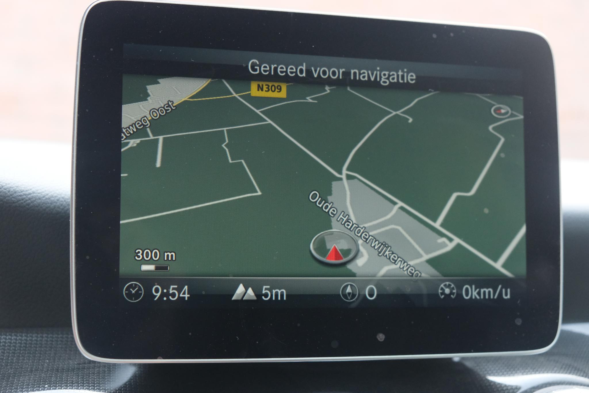 Mercedes-Benz CLA-Klasse 122pk 7G-DCT Shooting Brake Ambition | Navi | Airco | Cruise | Camera | PDC afbeelding 16